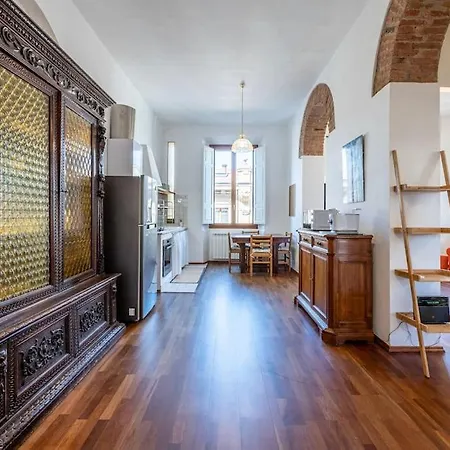 Duomo Elegante Апартаменты Флоренция